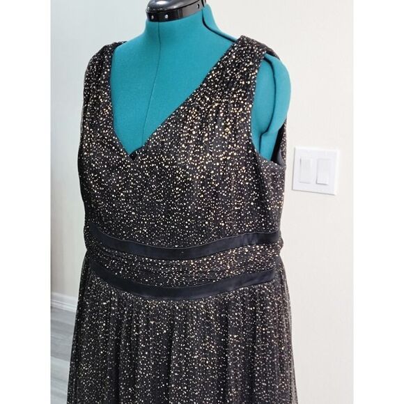 Jessica Simpson Shiny Midi Dress Event Sleeveless V Neck Back Zipper Size 18W - Picture 3 of 9